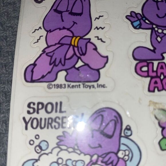 Scratch n Sniff Stickers Vintage Decal Specialities 1980’s Extravagant Moodie Pu - Picture 7 of 8